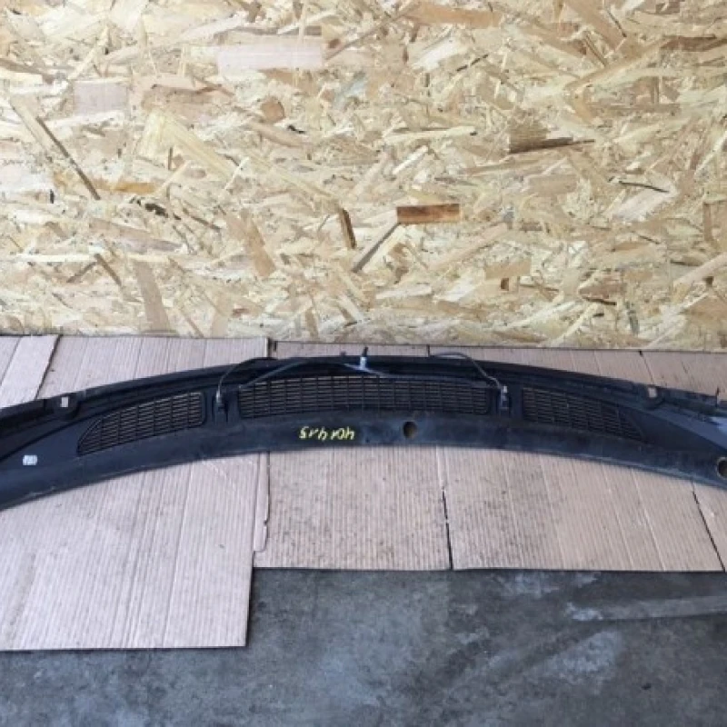 Capac stergatoare parbriz / Skoda Fabia MK2 5J 2008 / Caroserie, oglinzi si faruri