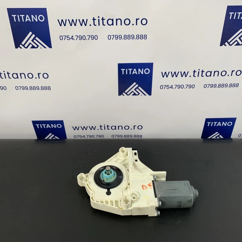 Motoras geam dreapta fata / Land Rover Range Rover Sport Range Rover Sport 2011 / Audio si electronice