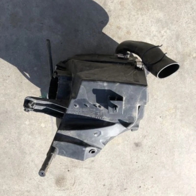 Carcasa filtru aer / Audi A6 C6 2010 / Motor, racire si evacuare