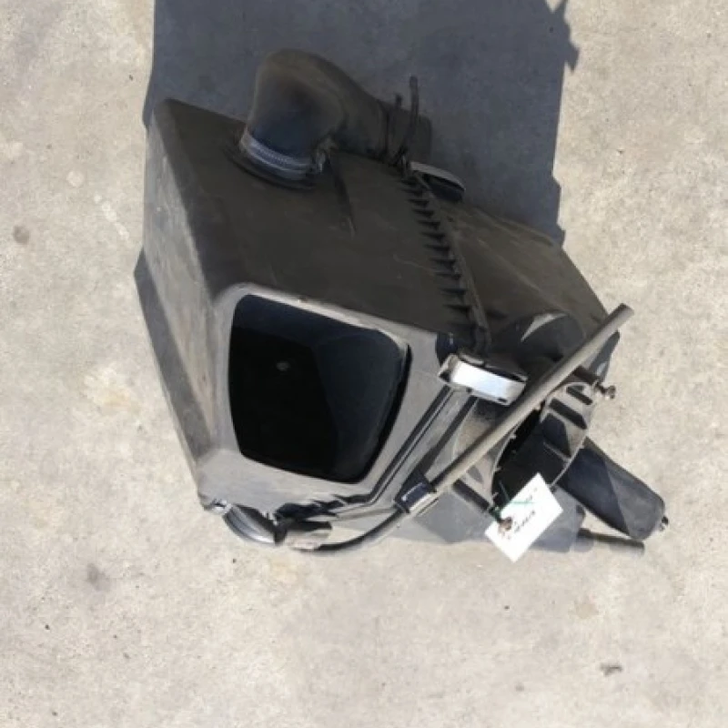Carcasa filtru aer / Audi A6 C6 2010 / Motor, racire si evacuare