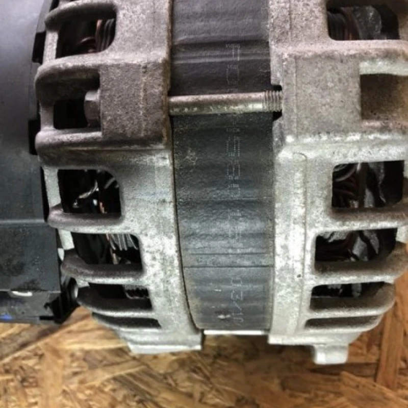 Alternator VW / Volkswagen Passat B7 2014 / Audio si electronice