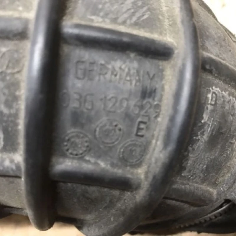 Tubulatura turbo / Audi A4 B8 2010 / Motor, racire si evacuare