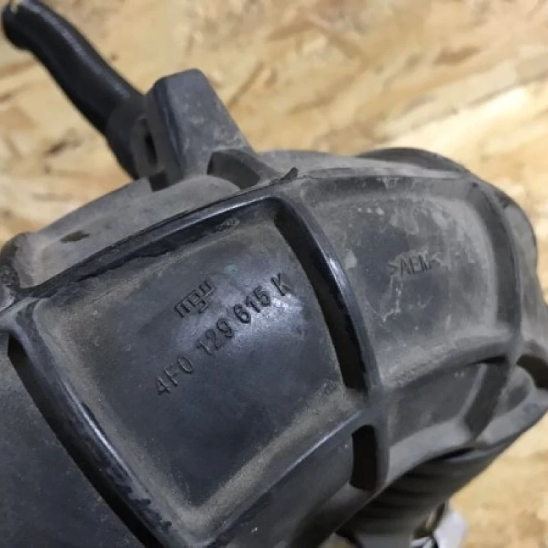 Furtun turbo / Audi A6 C6 2010 / Motor, racire si evacuare