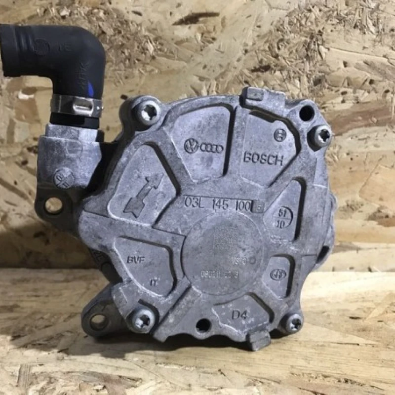 Pompa vacuum / Audi A6 C6 2010 / Motor, racire si evacuare