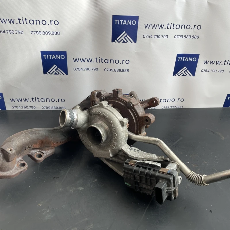 Turbosuflanta turbo turbina chiuloasa stanga Land Rover 