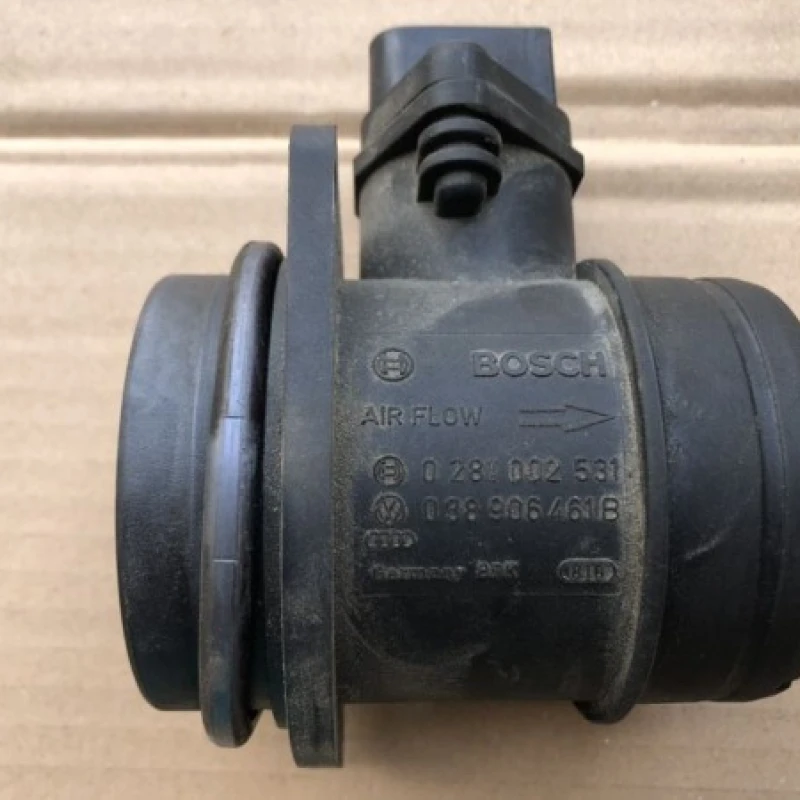 Debitmetru aer vw / Skoda Fabia MK2 5J 2008 / Audio si electronice