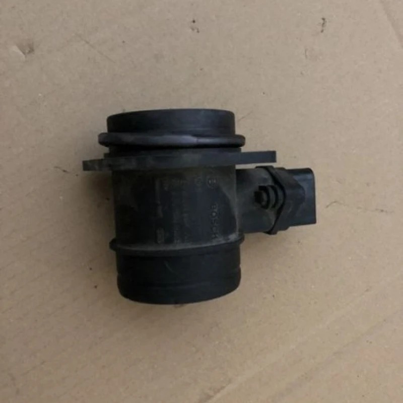 Debitmetru aer vw / Skoda Fabia MK2 5J 2008 / Audio si electronice