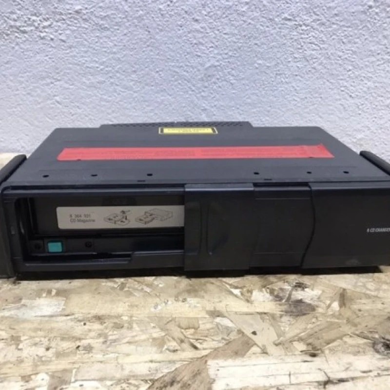 Magazie CD / BMW Seria 1 E87 2008 / Audio si electronice
