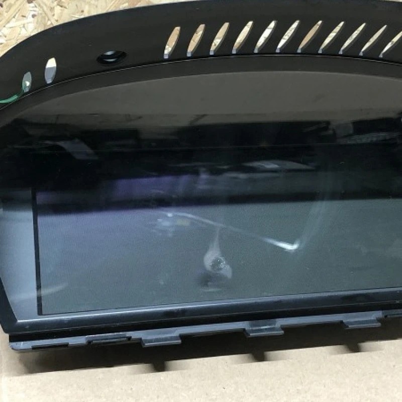 Ecran navigatie mare / BMW Seria 5 E60 2006 / Audio si electronice