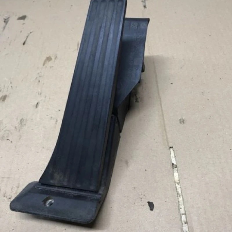Pedala acceleratie / BMW X1 E84 2010 / Interior