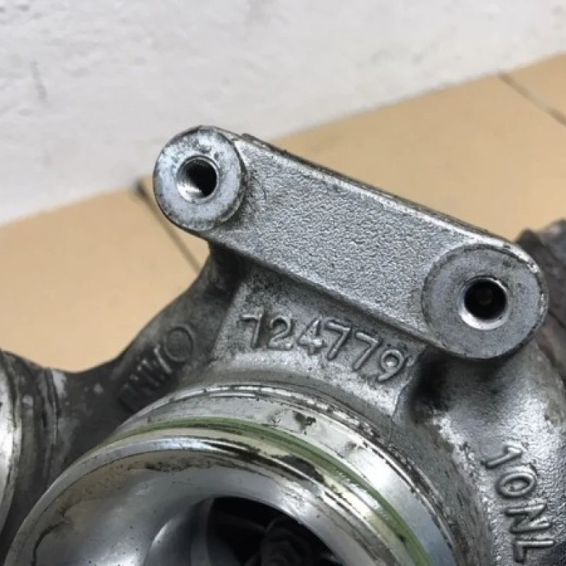 Turbosuflanta turbina / BMW X1 E84 2010 / Motor, racire si evacuare