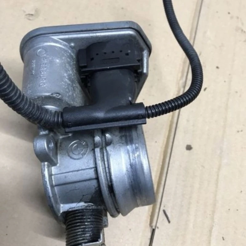 Clapeta acceleratie / BMW X1 E84 2010 / Audio si electronice