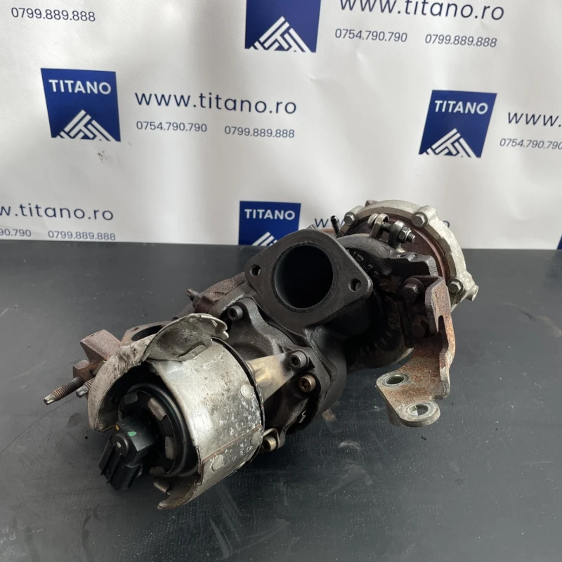 Turbosuflanta turbo turbina chiuloasa dreapta / Land Rover Range Rover Sport Range Rover Sport 2011 / Motor, racire si evacuare