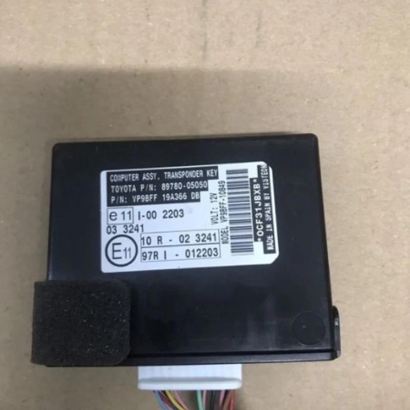 Transponder modul cheie Toyota / Toyota Avensis T27 2009 / Audio si electronice