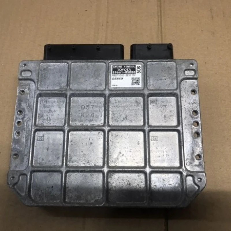 Calculator motor ECU Toyota 