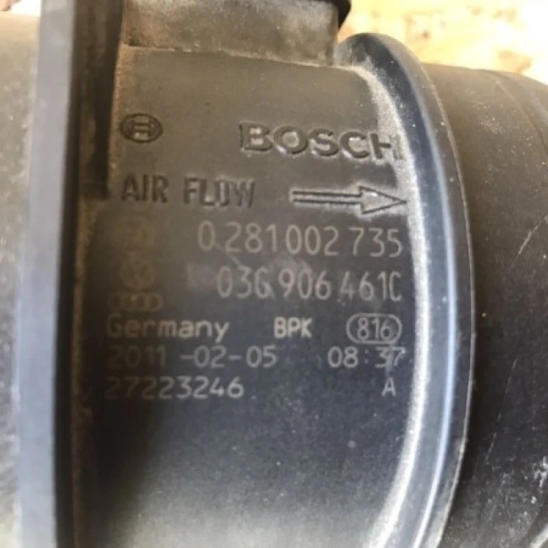 Debitmetru aer / Audi A4 B8 2011 / Audio si electronice