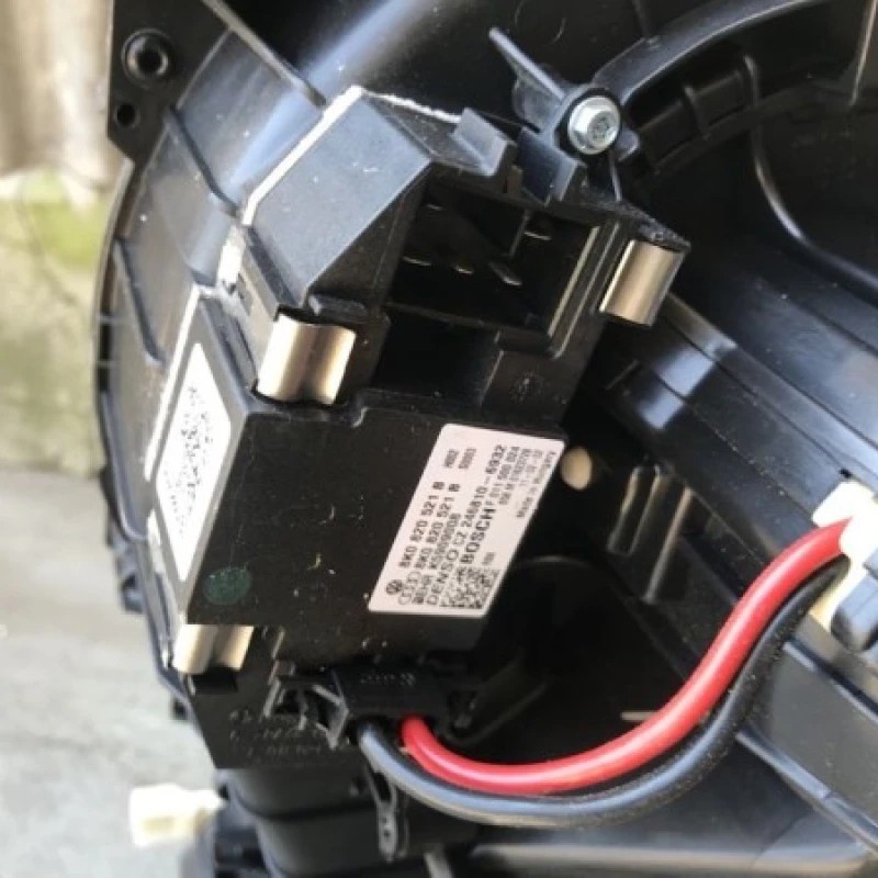 Ventilator bord / Audi A4 B8 2011 / Climatizare