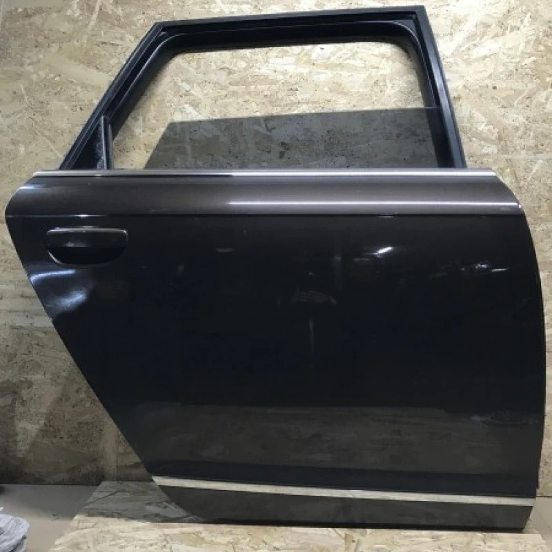 Usa dreapta spate / Audi A6 C6 2010 / Caroserie, oglinzi si faruri