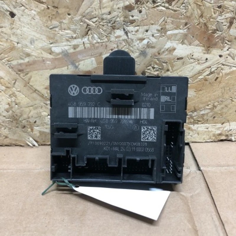 Modul control geam fata dreapta / Audi A6 C7 2016 / Audio si electronice