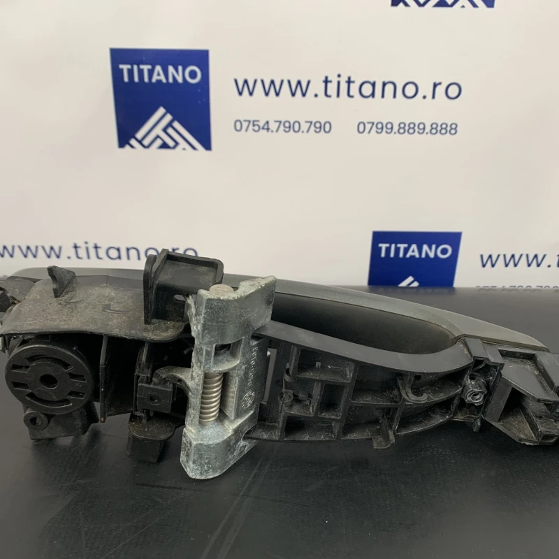 Maner usa stanga fata / Land Rover Range Rover Sport Range Rover Sport 2011 / Caroserie, oglinzi si faruri