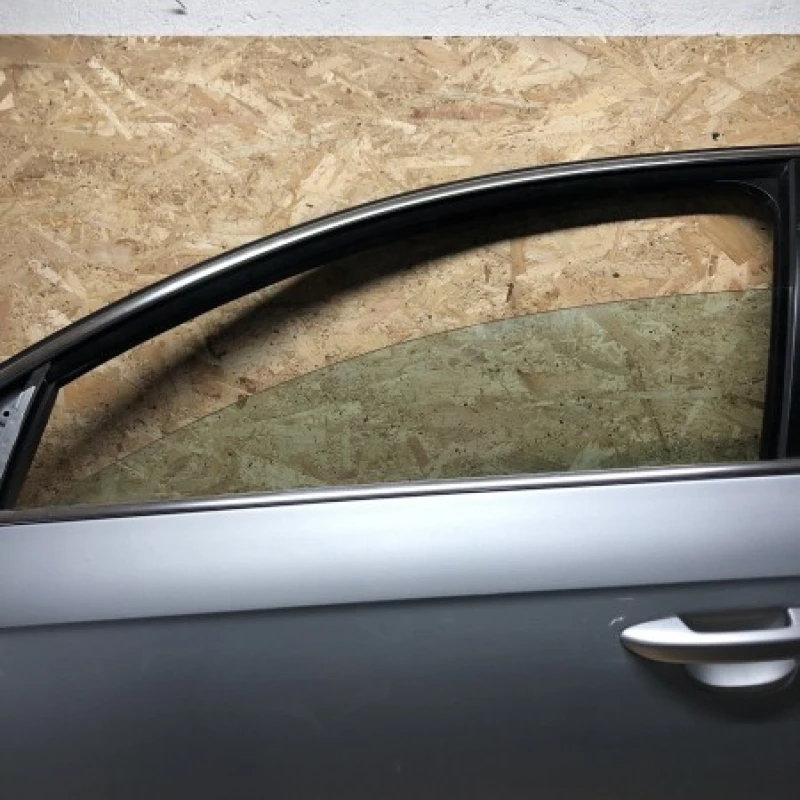 Geam stanga fata / Volkswagen Passat B7 2012 / Caroserie, oglinzi si faruri