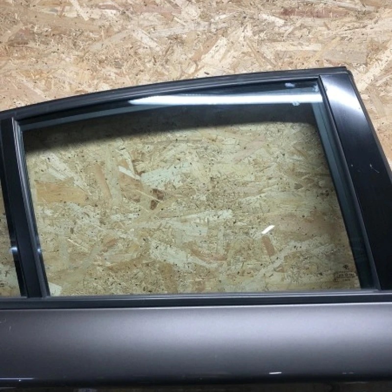 Geam dreapta spate / BMW Seria 1 E87 2008 / Caroserie, oglinzi si faruri
