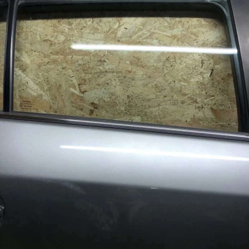Geam dreapta spate Toyota 