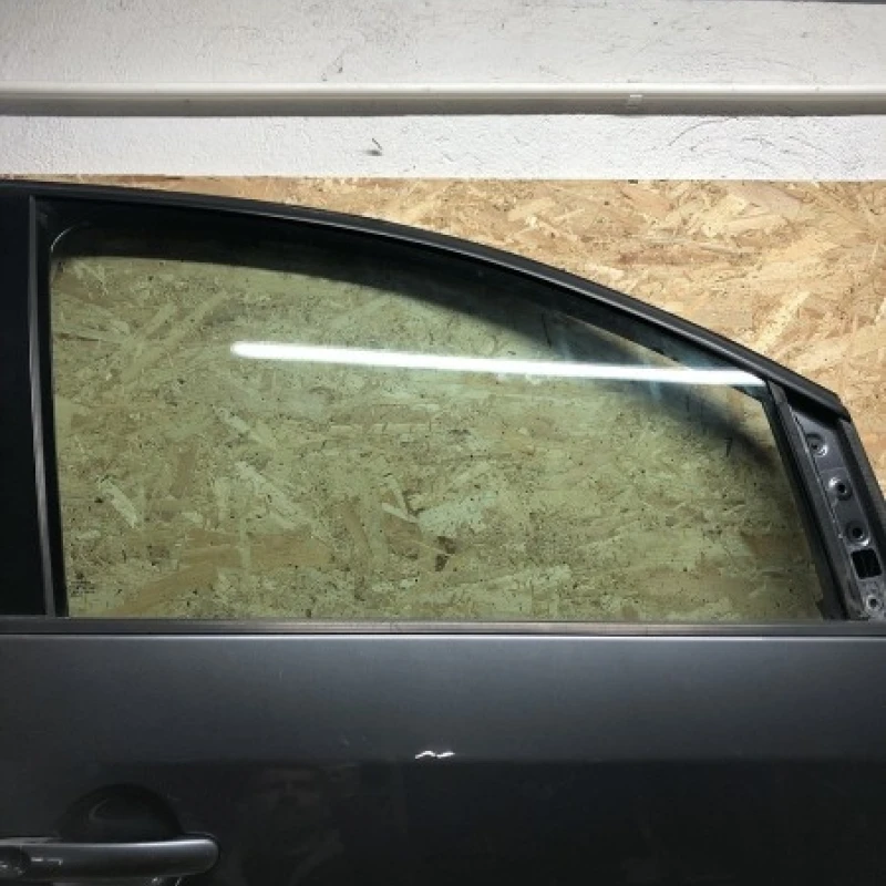 Geam dreapta fata Volkswagen 