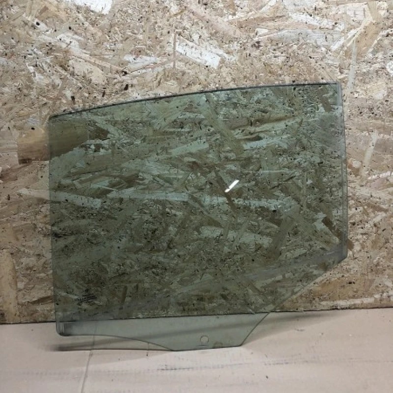 Geam stanga spate / BMW Seria 1 E87 2008 / Caroserie, oglinzi si faruri