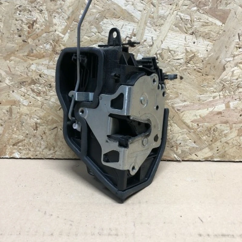 Iala broasca usa stanga spate BMW 
