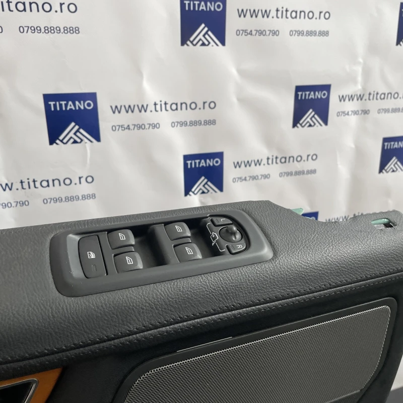 Panou tapiterie usa stanga fata / Land Rover Range Rover Sport Range Rover Sport 2011 / Interior