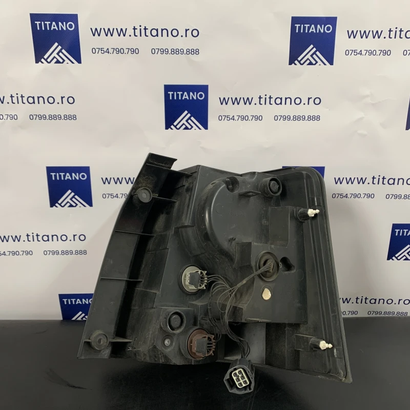 Stop stanga caroserie / Land Rover Range Rover Sport Range Rover Sport 2011 / Caroserie, oglinzi si faruri