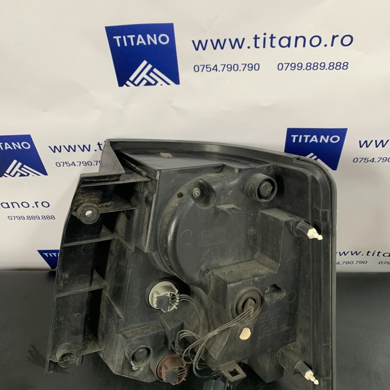 Stop stanga caroserie / Land Rover Range Rover Sport Range Rover Sport 2011 / Caroserie, oglinzi si faruri