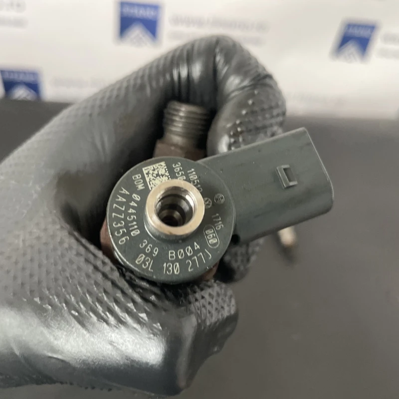 Injector / Volkswagen   2012 / Motor, racire si evacuare