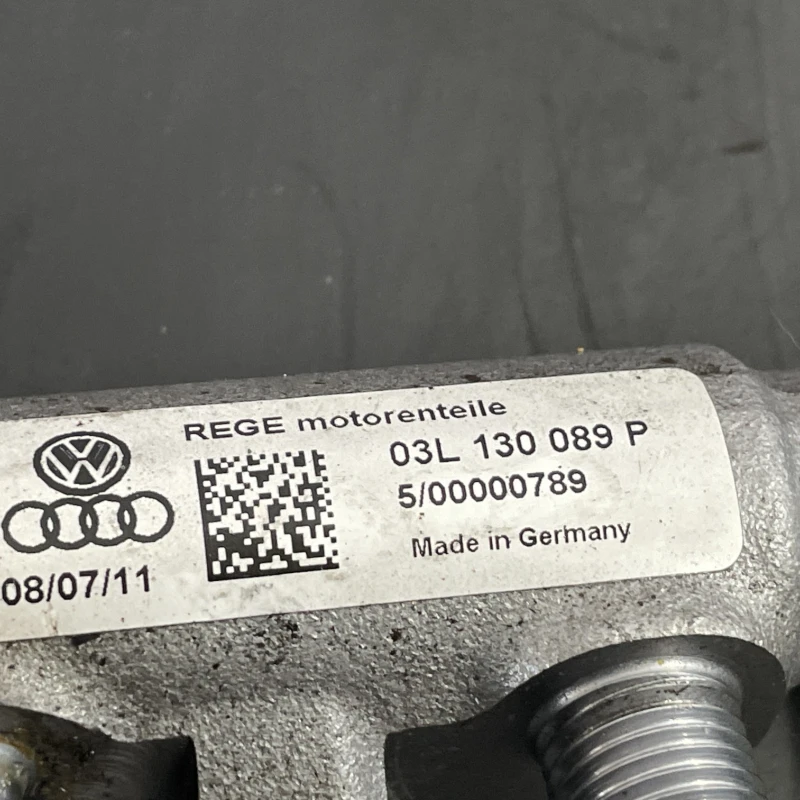 Rampa injectoare cu senzor / Volkswagen Passat B7 Alltrack 2013 / Motor, racire si evacuare