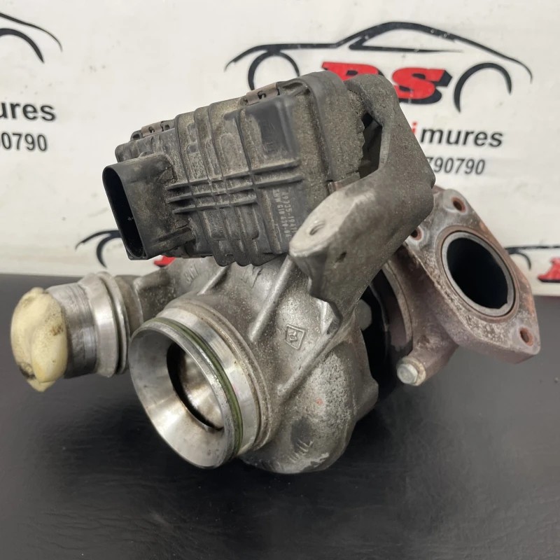 Turbosuflanta turbo turbina BMW Seria 5 F11 2013