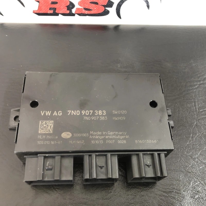 Modul carlig de remorcare Volkswagen Passat B7 2013