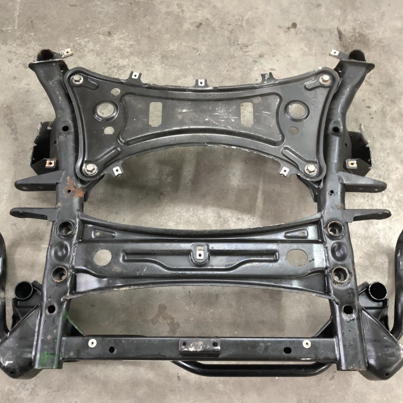 Jug motor punte fata / BMW X3 F25 2013 / Motor, racire si evacuare