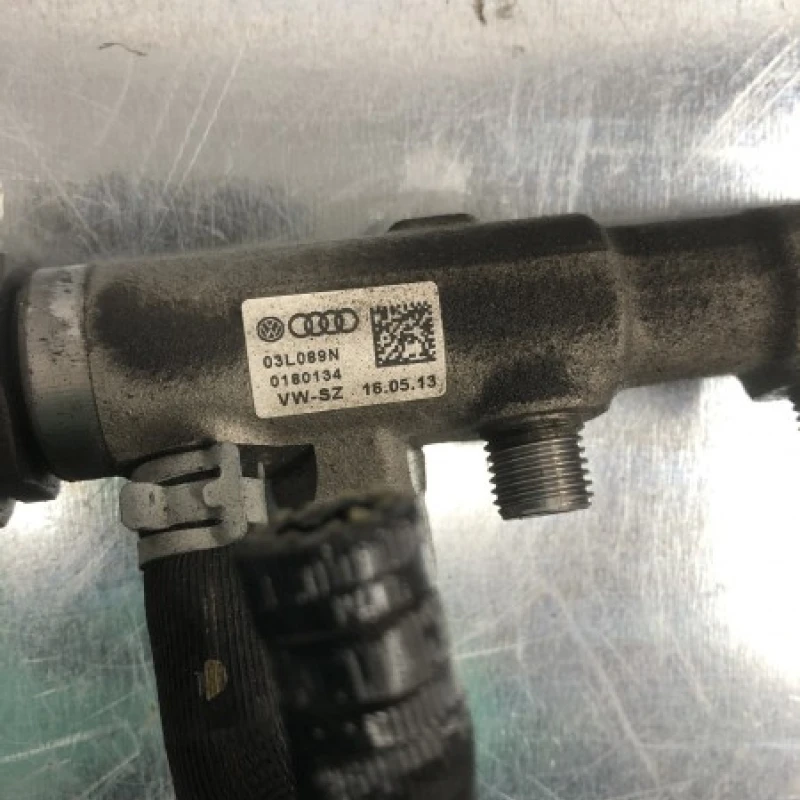 Rampa injectoare cu senzor / Volkswagen Sharan 7N 2014 / Motor, racire si evacuare