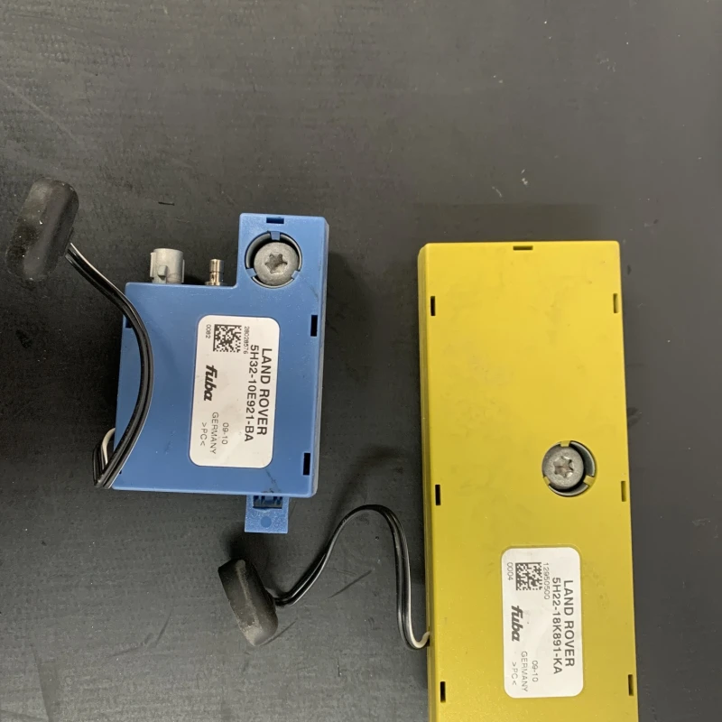 Amplificator antena / Land Rover Range Rover Sport Range Rover Sport 2011 / Audio si electronice