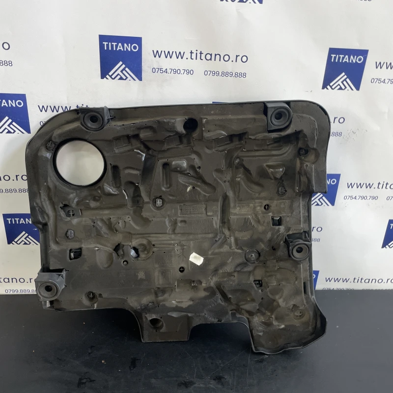 Capac motor / Volkswagen Tiguan 5N facelift 2012 / Motor, racire si evacuare