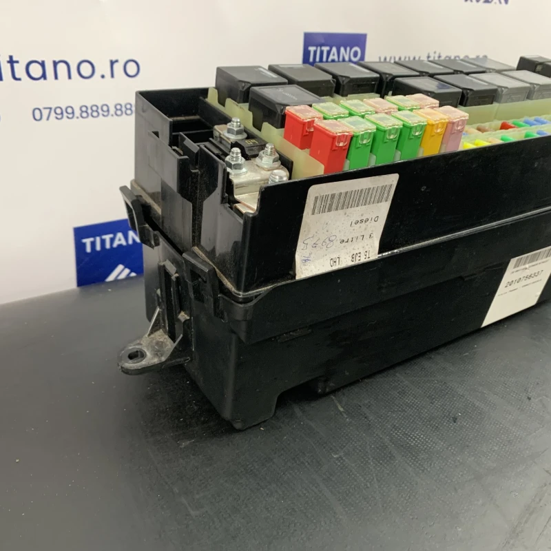 Panou sigurante / Land Rover Range Rover Sport Range Rover Sport 2011 / Audio si electronice
