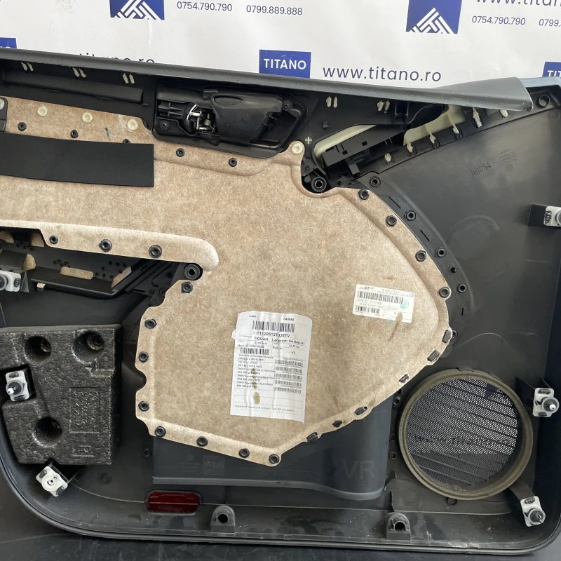 Panou tapiterie usa dreapta fata / Volkswagen Tiguan 5N facelift 2012 / Interior