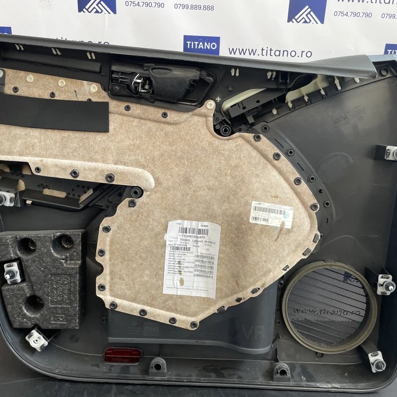 Panou tapiterie usa dreapta fata / Volkswagen Tiguan 5N facelift 2012 / Interior