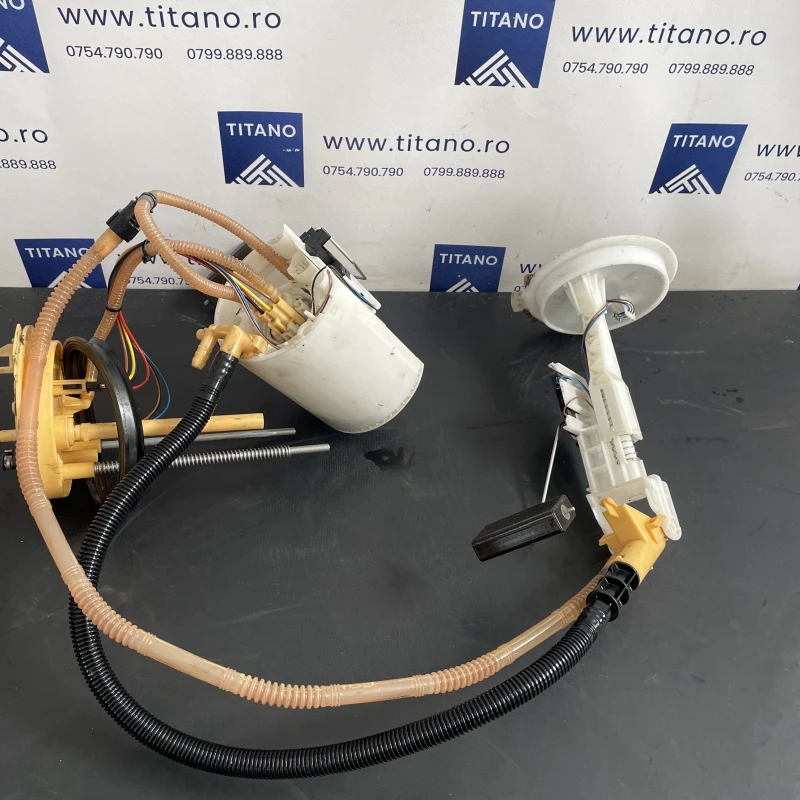Pompa combustibil / Volkswagen Tiguan 5N facelift 2012 / Motor, racire si evacuare