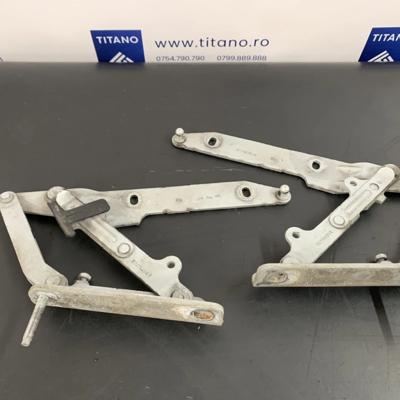 Balamale capota / Land Rover Range Rover Sport Range Rover Sport 2011 / Caroserie, oglinzi si faruri