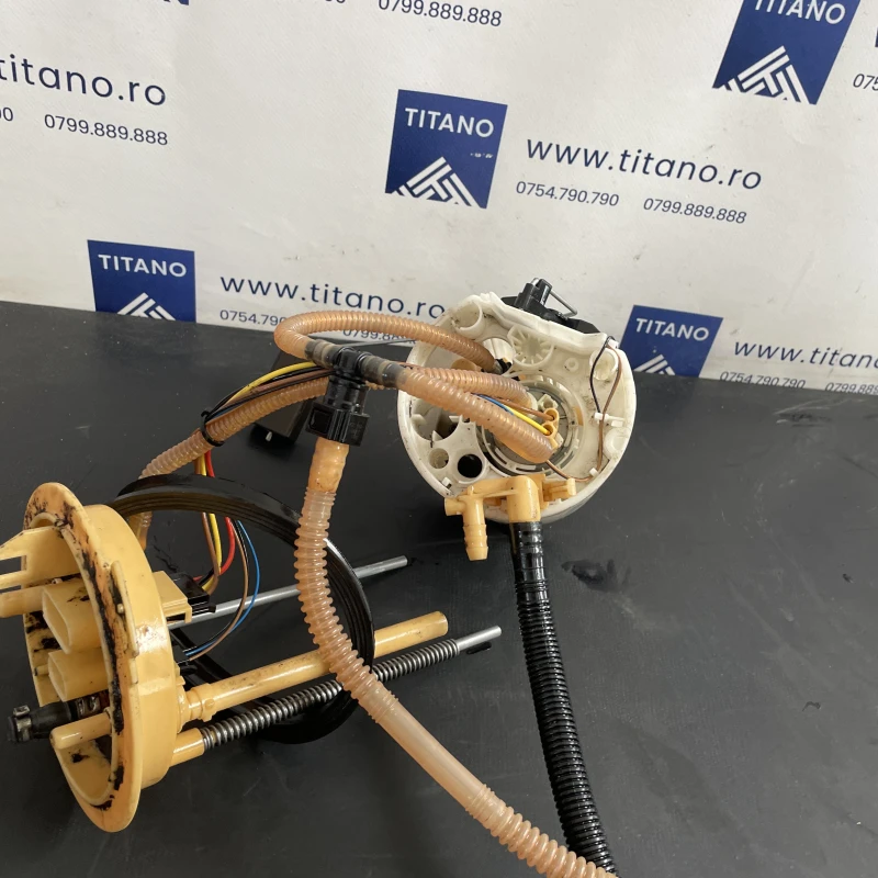 Pompa combustibil / Volkswagen Tiguan 5N facelift 2012 / Motor, racire si evacuare