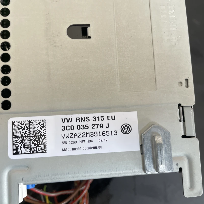 Radio CD RNS 315 / Volkswagen Tiguan 5N facelift 2012 / Audio si electronice