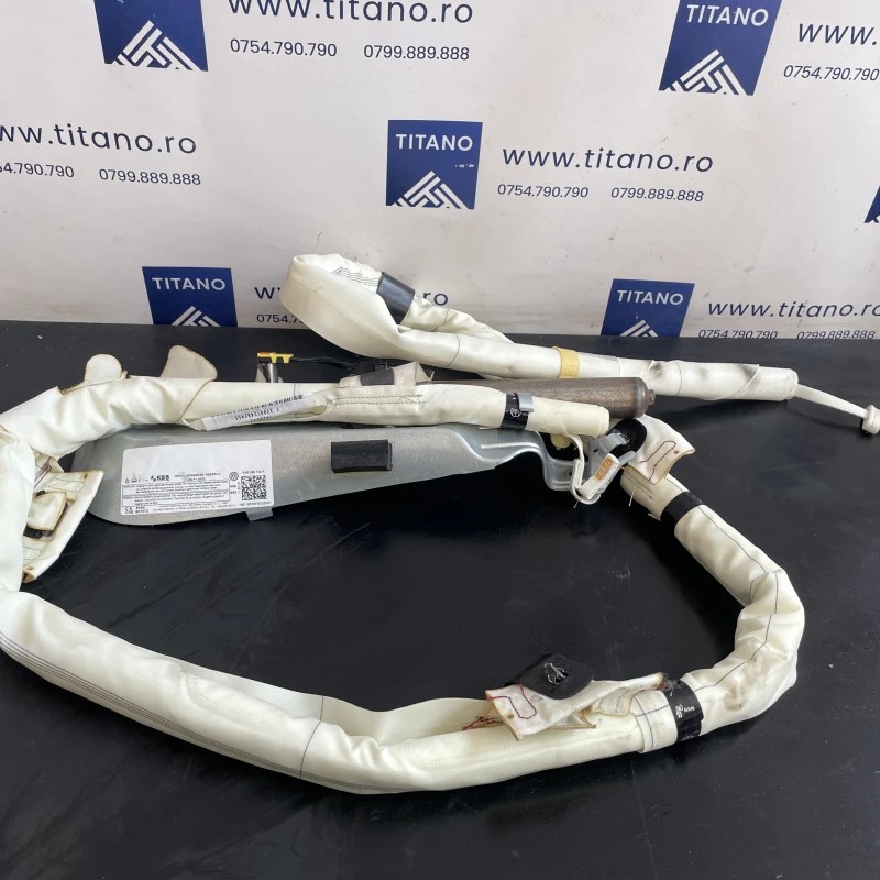 Airbag cortina dreapta / Volkswagen Tiguan 5N facelift 2012 / Interior