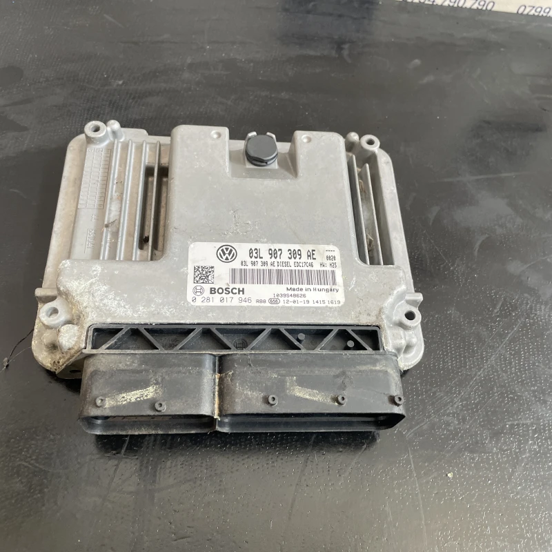 Calculator motor ecu Volkswagen 